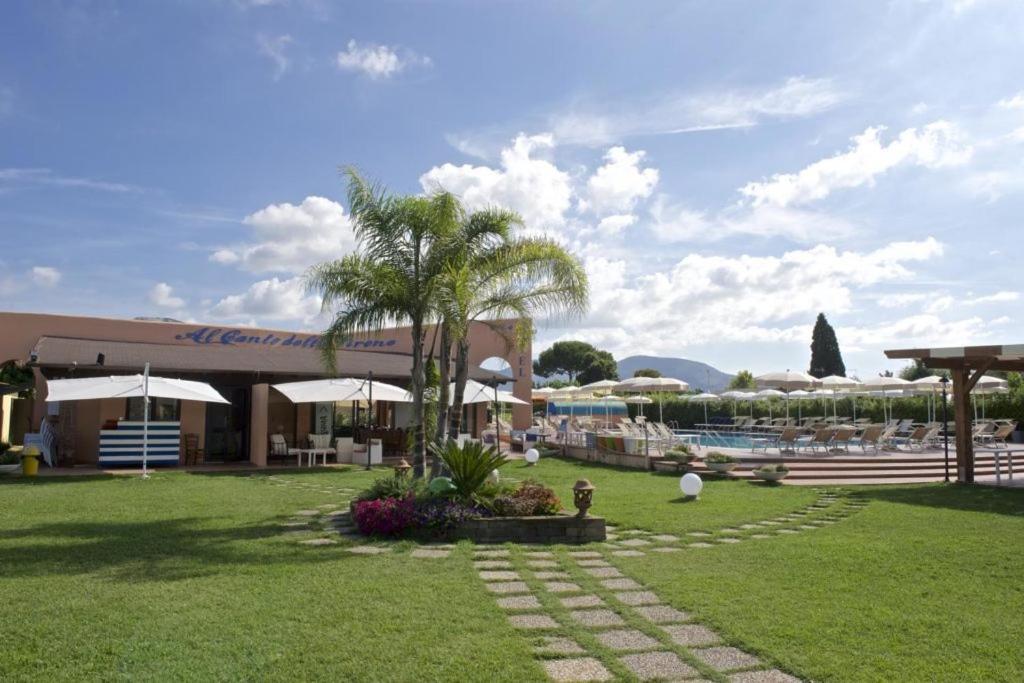 טרצ'ינה Hotel Ristorante Al Canto Delle Sirene מראה חיצוני תמונה