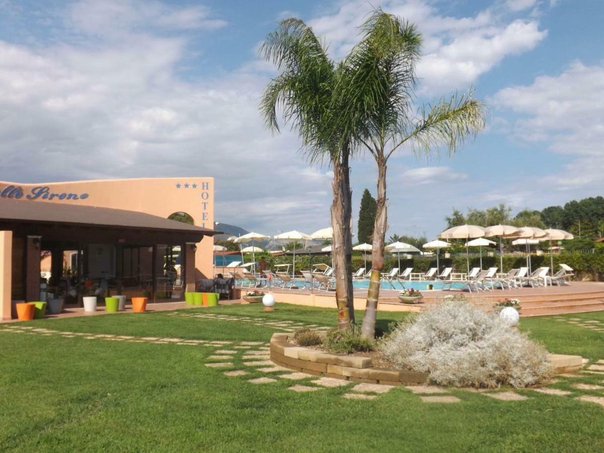 טרצ'ינה Hotel Ristorante Al Canto Delle Sirene מראה חיצוני תמונה