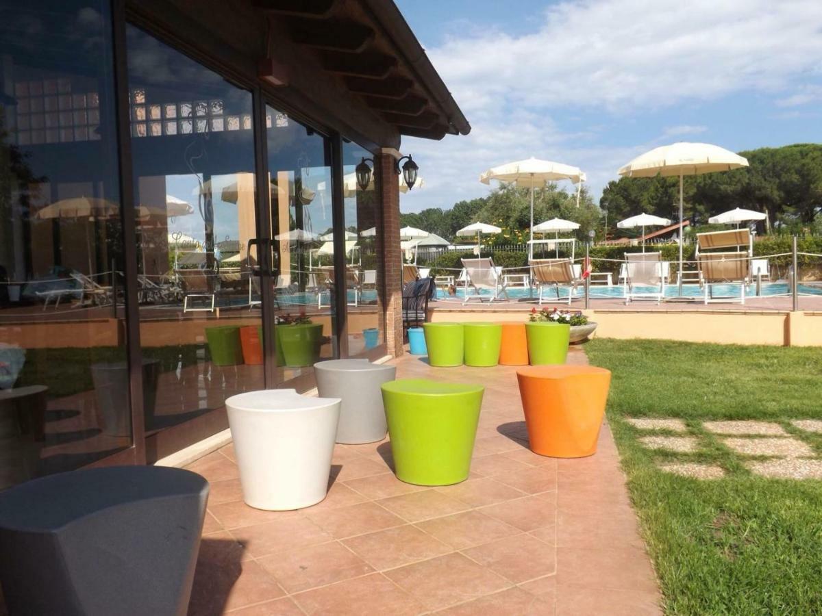 טרצ'ינה Hotel Ristorante Al Canto Delle Sirene מראה חיצוני תמונה